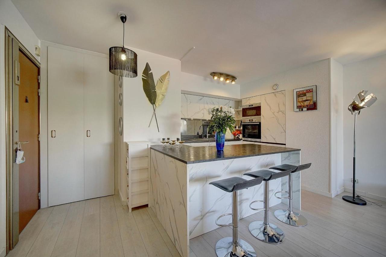Immogroom - 2 Br- Bright - Terrace - Wifi - Air Conditioning Кан Екстериор снимка